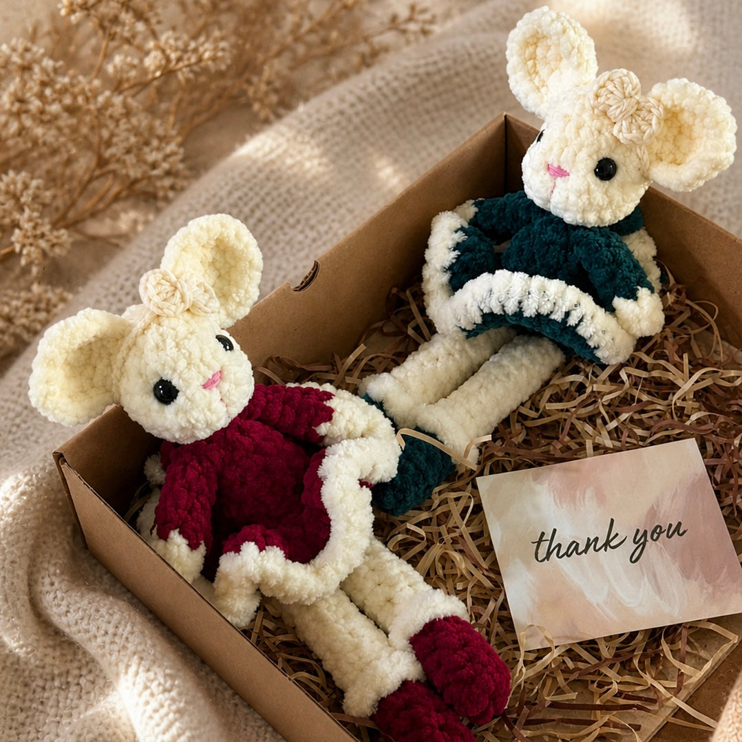 Miss Malina the Mouse - Two Elephants -