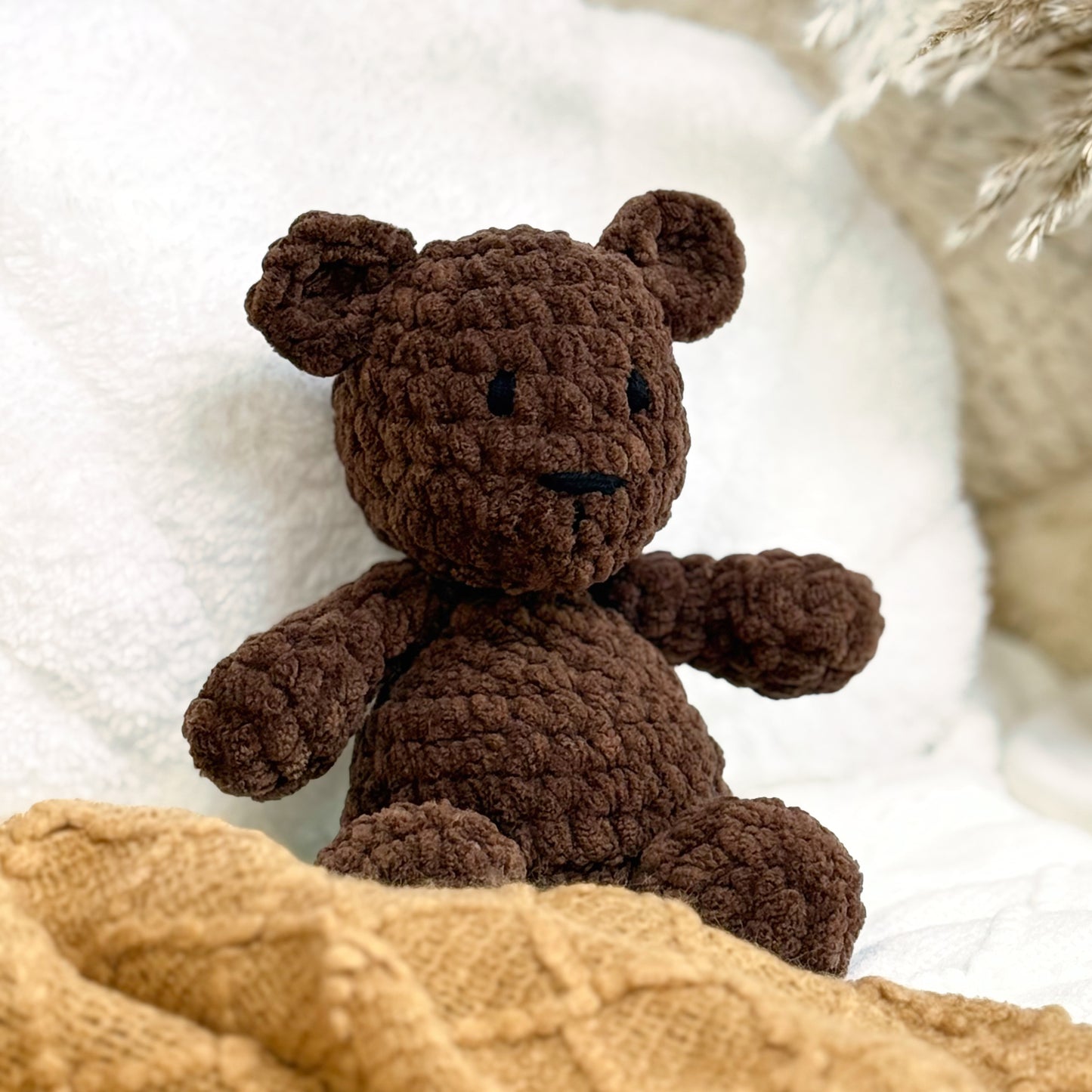 Bernard the Little Bear - Two Elephants