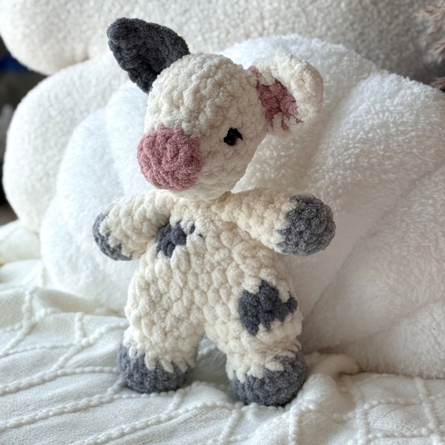 Penny the Piglet - Two Elephants