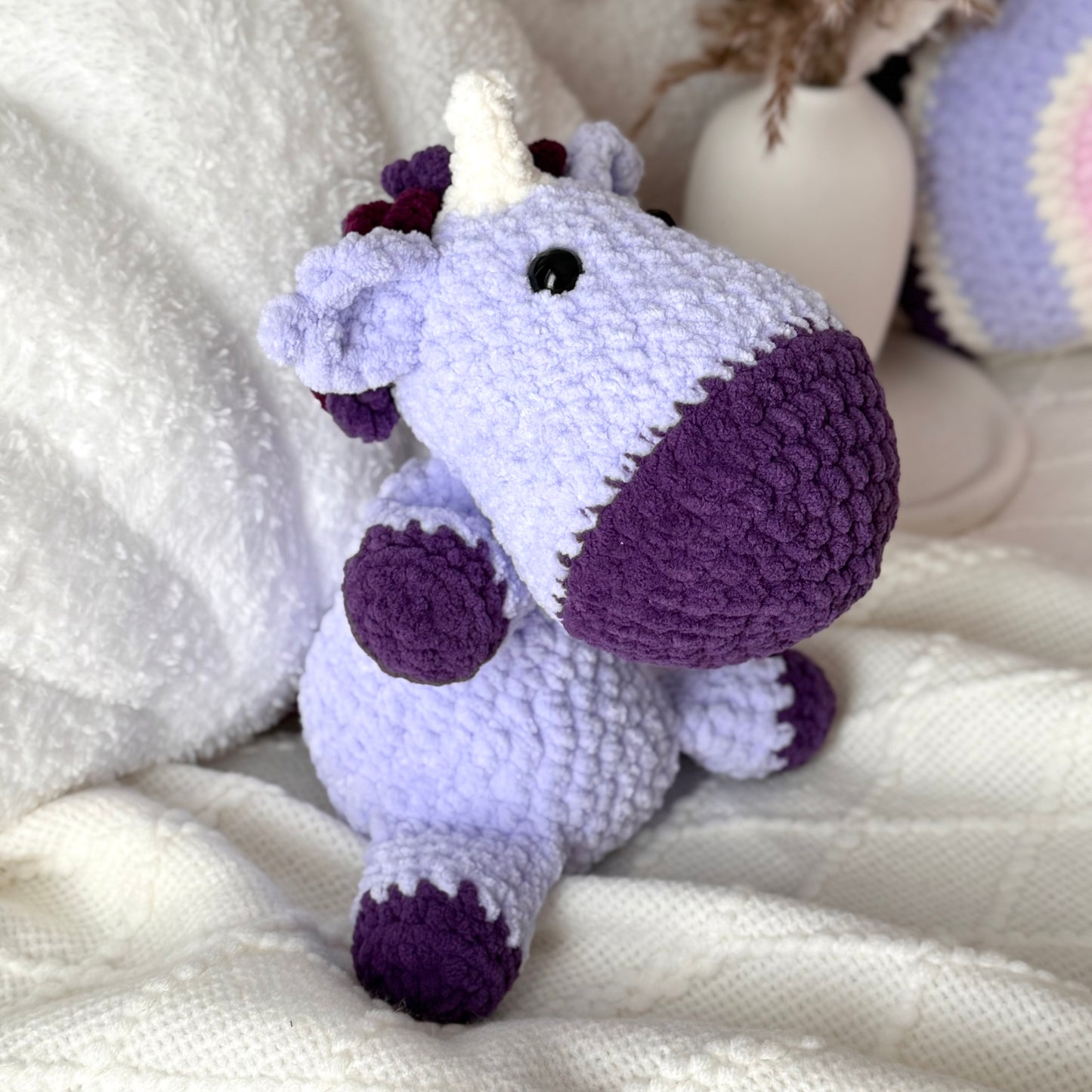 Lila the Unicorn - Two Elephants