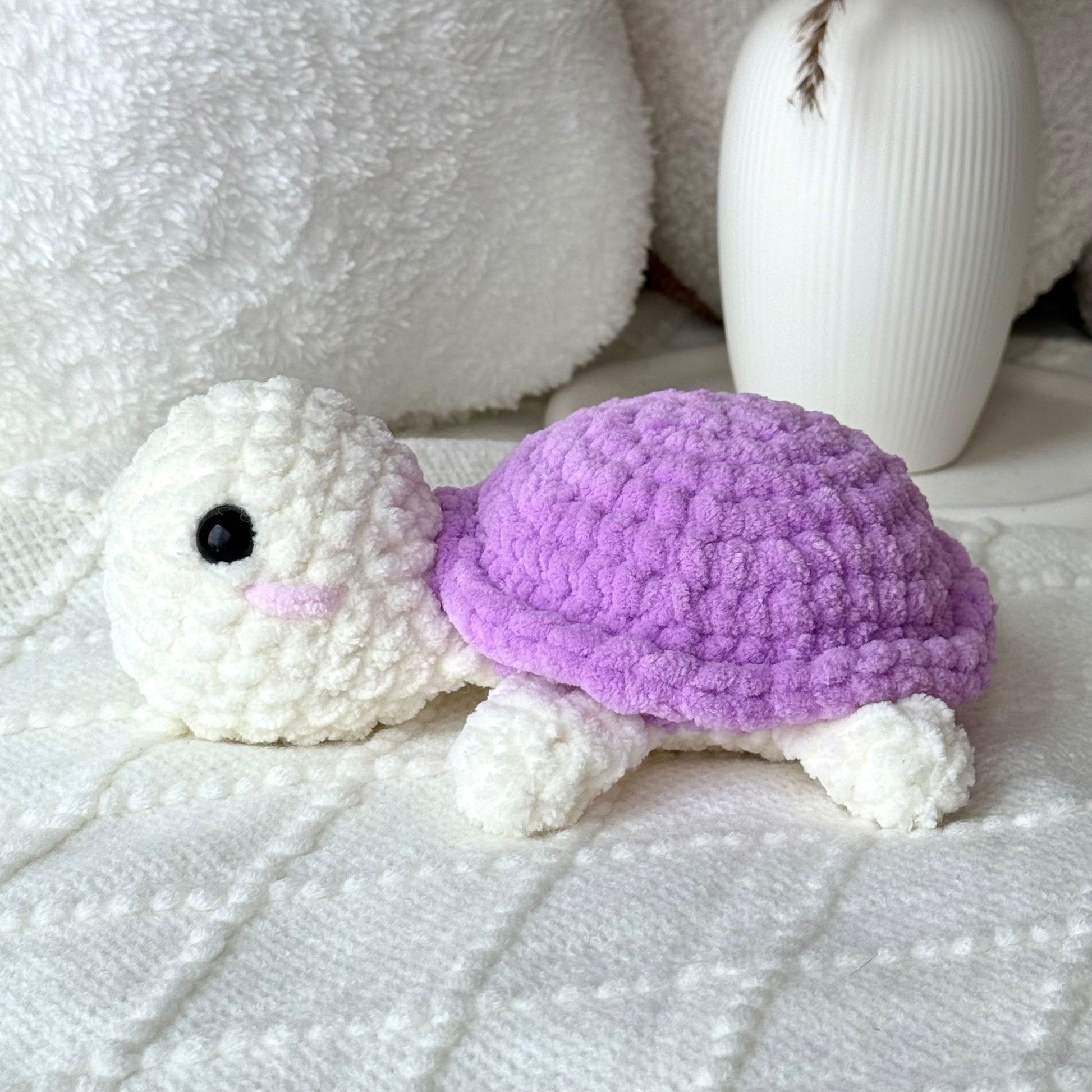 Elsie the Tiny Turtle - Two Elephants
