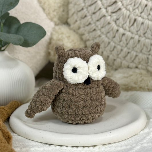 Uhu the Owl - Two Elephants