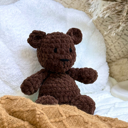 Bernard the Little Bear- 17cm - Two Elephants - 